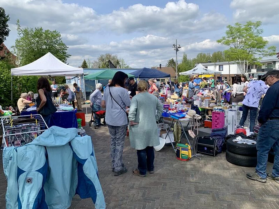 Nachbarschaftsflohmarkt am Westtor