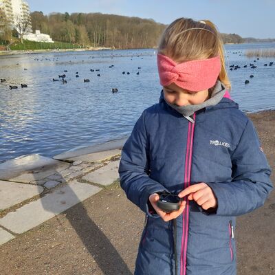 Bild vergrößern: Geocaching im Winter