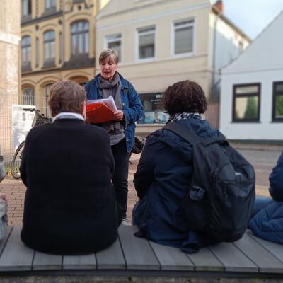 Bild vergrößern: Frauenspaziergang in Bad Segeberg
